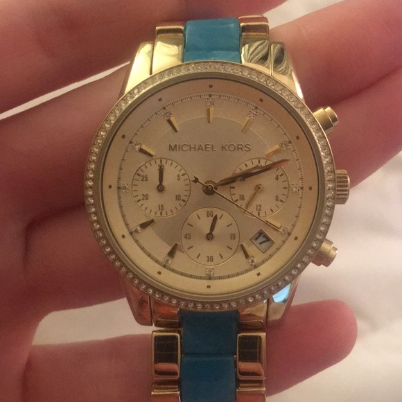 Michael Kors Watch - Picture 7 of 8